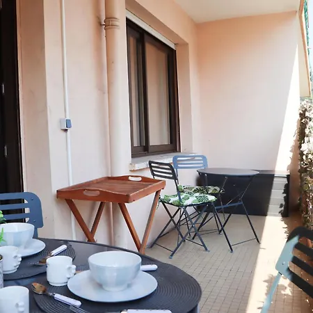 Apartment Les Gemeaux By Interhome Le Cannet