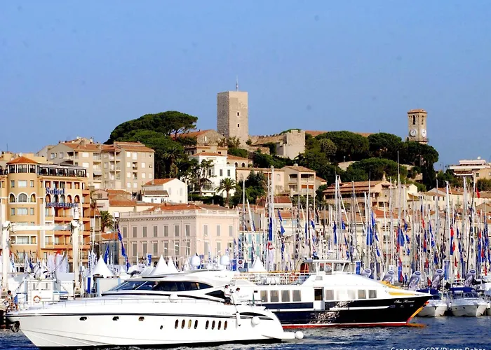 Les Gemeaux By Interhome Apartment Le Cannet